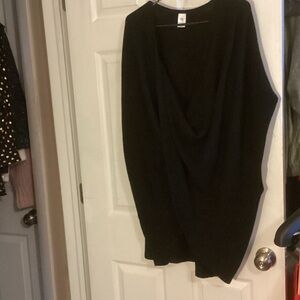 Elegant Black Women's Sweater Shawl NWOT